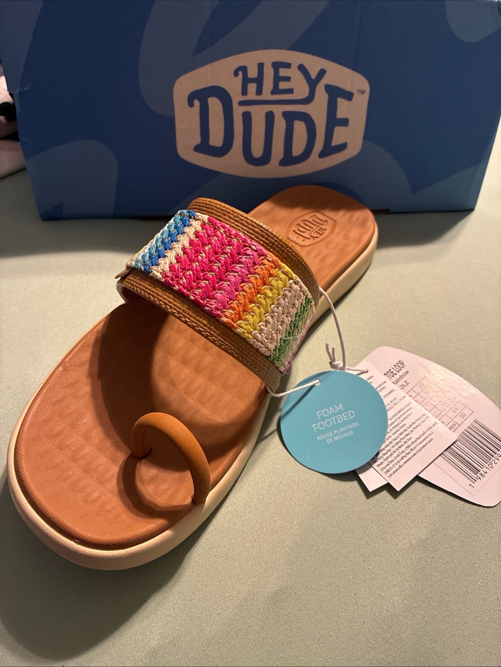 Hey dude ladies Maui breeze sandals size 10